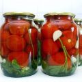 17 công thức tốt nhất để làm cà chua ngâm cho mùa đông