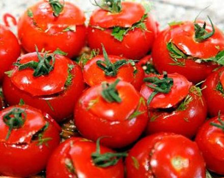 Lækker opskrifter af let saltede og syltede tomater på armensk til vinteren
