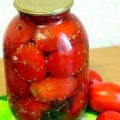 Opskrifter til pickling af tomater med sennepsfrø til vinteren