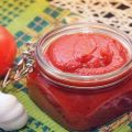 3 populiariausių pomidorų tyrės receptų namuose žiemai
