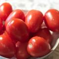 Le varietà dolci di pomodori a crescita bassa e insature più produttive della serie Nepas