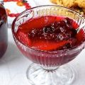 En trin-for-trin opskrift på en fem-minutters lingonberry-marmelade til vinteren