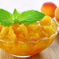 Jednoduché recepty na výrobu broskyňového džemu s pomarančmi na zimu