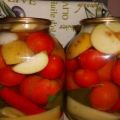 Công thức đóng hộp cà chua với táo cho mùa đông bạn sẽ mê mẩn