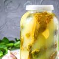Lépésről-lépésre recept a mustárral ecetes uborkára télen tégelyekben