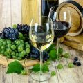 Cum se face vinul uscat acasă, cele mai bune rețete