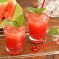A simple recipe for making watermelon juice for the winter at home