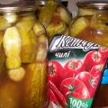 Recepten voor komkommers met chiliketchup voor de winter in literpotten