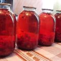 A top 10 egyszerű recept vörös madár-cseresznye kompót készítéséhez