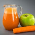 Recipe for apple and carrot juice for the winter at home through a juicer