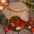 TOP 3 Rezepte zum Einlegen von Tomaten mit Petersilie für den Winter