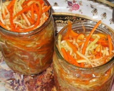 Den mest lækre opskrift på øjeblikkelig koreansk zucchini til vinteren
