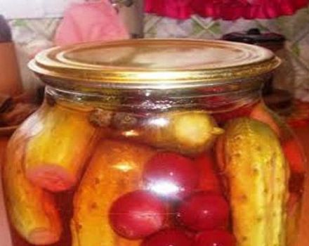 The best recipe for making pickled cucumbers with cherries for the winter