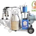 Teknikal na mga katangian ng Doyushka milking machine at kung paano gamitin ito