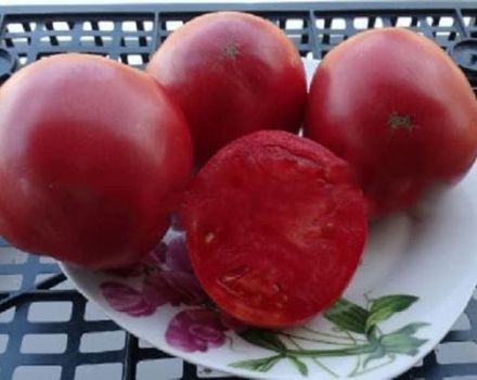 Pomidorų Sibiro obuolių veislės aprašymas, savybės ir produktyvumas