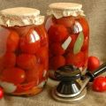 TOP 10 receptes marinētiem tomātiem ar aspirīnu ziemai 1-3 litru burkai