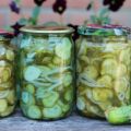 9 najlepších receptov na konzervované uhorky a cibuľu na zimu