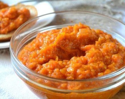 10 millors receptes per fer caviar de pastanaga per a l’hivern Es lleparan els dits