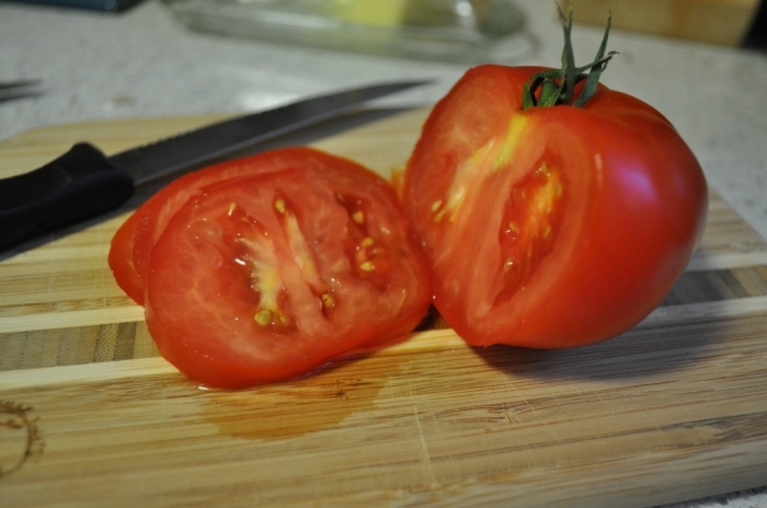 cortar tomate presidente