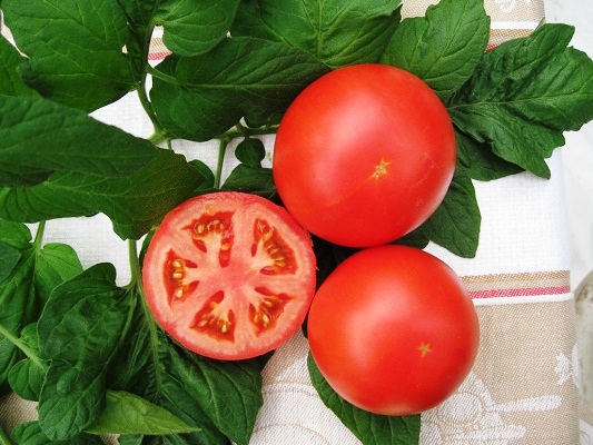tiršto pomidoro f1 išvaizda