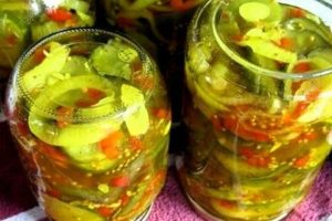 Een eenvoudig recept voor het bereiden van de tong van een schoonmoeder van komkommers voor de winter