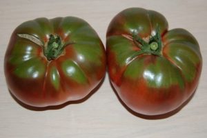 Description of varieties of tomatoes Brandywine black, yellow, pink and red