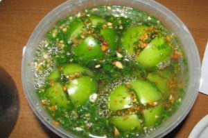 A legjobb receptek a savanyított zöld paradicsom betakarításához a téli időszakra