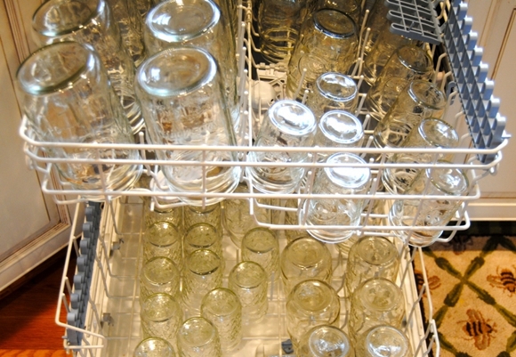 sterilization of cans in a dishwasher