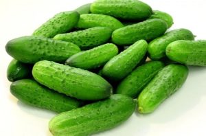 Serpentine salatalık çeşidinin tanımı, yetiştiriciliği ve özellikleri