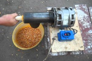 Како направити домаћи плуг за кукуруз код куће