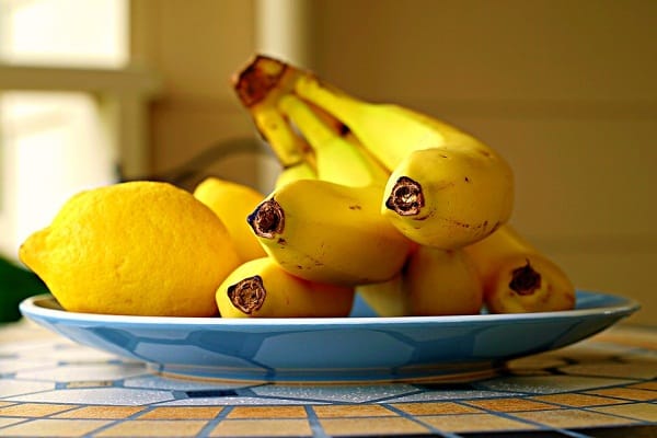 Banane und Zitrone