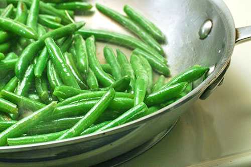 beans in a saucepan