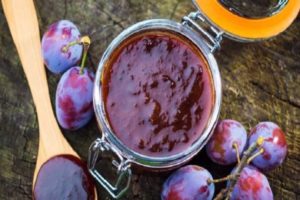 Sloe jam recipes for the winter with and without seeds