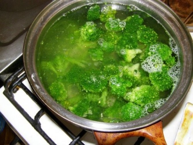 brócoli en agua