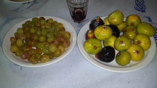 füge és szőlő