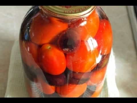 rajčata a švestky