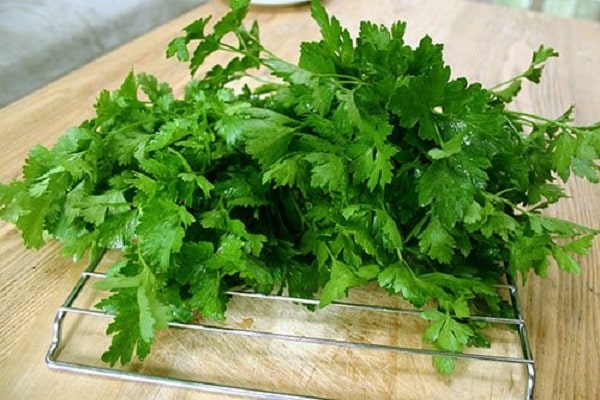 preparation of parsley