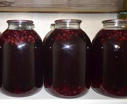 compote in a jar