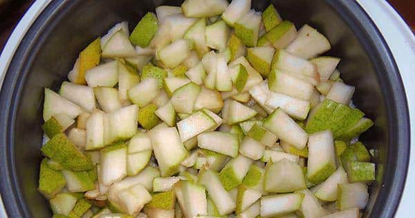 cut pears