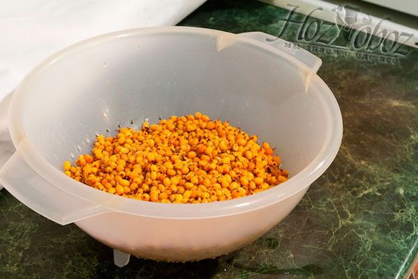 Una receta sencilla para hacer gelatina de espino amarillo para el invierno