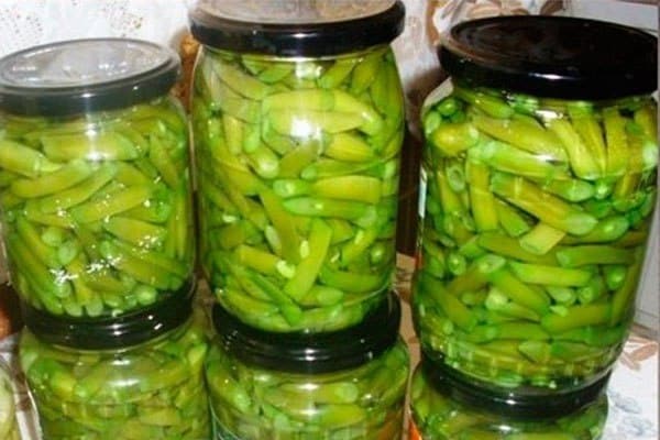 jar of asparagus beans