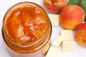 Enkle trin-for-trin-opskrifter til fremstilling af abrikos marmelade hjemme om vinteren