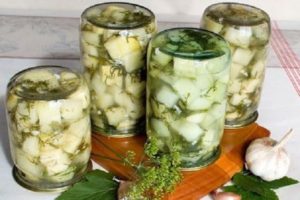 TOP 10 steg-för-steg-recept för matlagning av zucchini, som svamp på vintern, med och utan sterilisering
