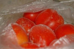 TOP 10 ricette su come congelare i pomodori nel congelatore per l'inverno, interi ea pezzi