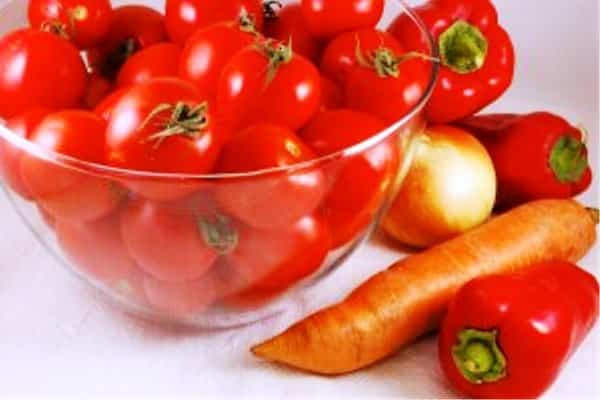 Tomaten und Karotten, Paprika