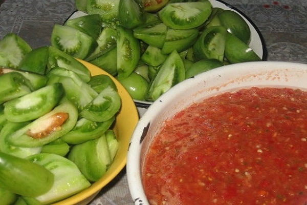 tomatoes in adjika