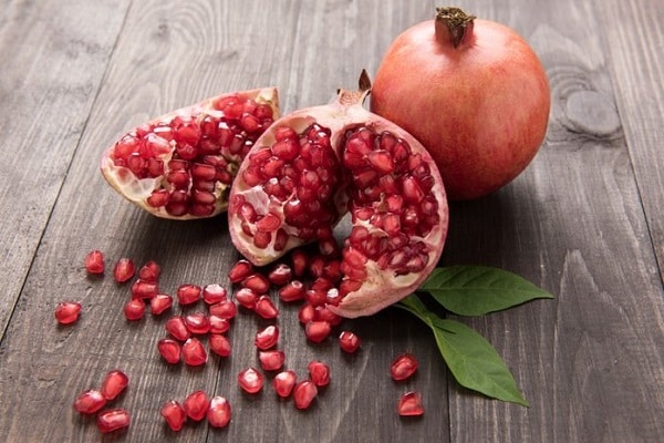 granaattiomena hedelmät