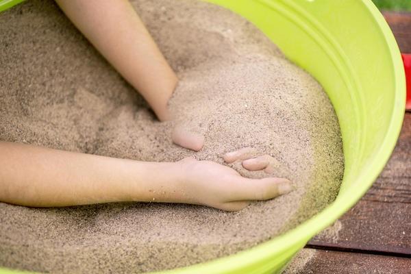posuda s pijeskom