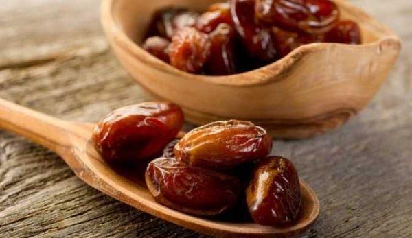 dried fruit dates