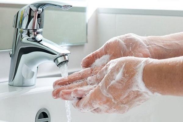 at vaske hænder